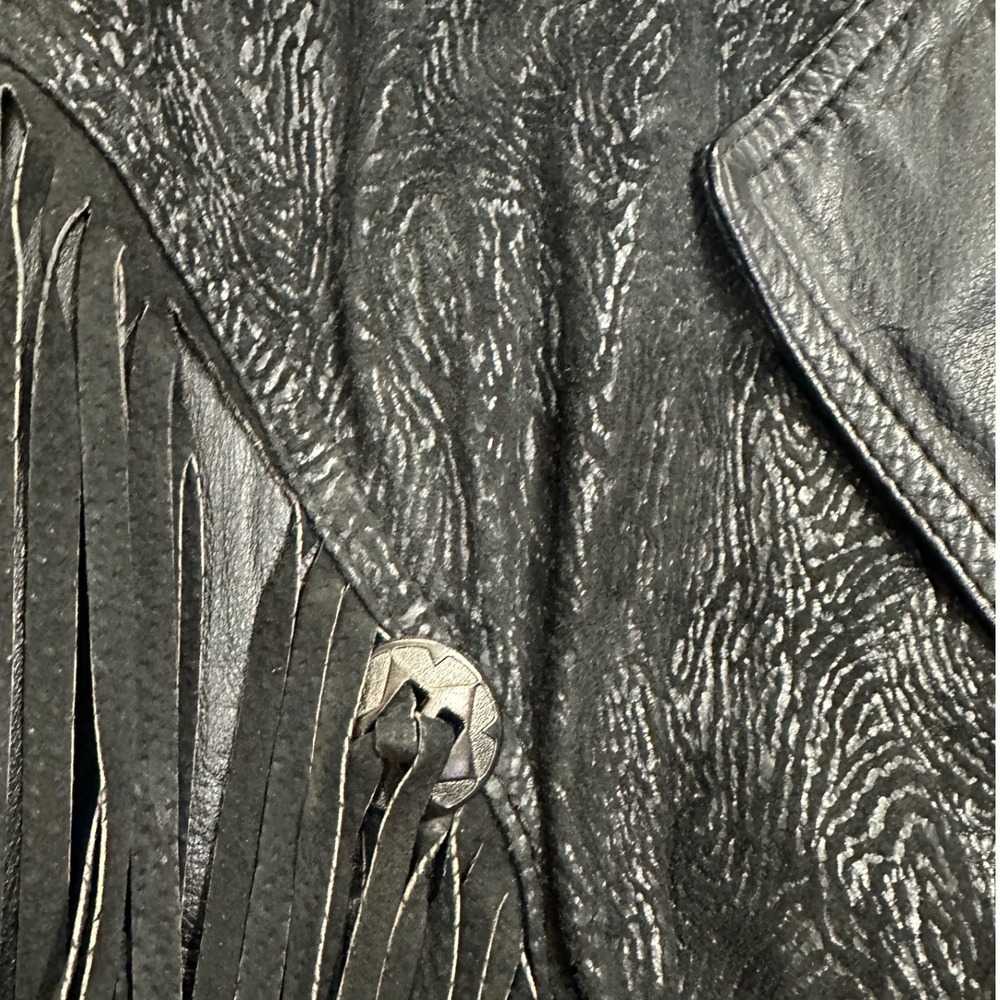 CHIA Vtg Black Suede Embossed Leather Fringed cropped  Motorcycle Jacket Size L - Picture 6 of 8